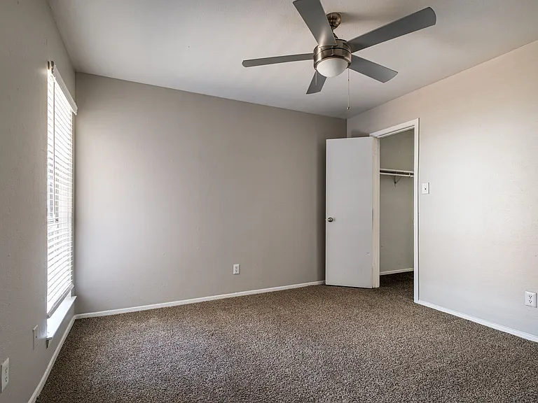 Barrett Apartment Homes — Photo 60