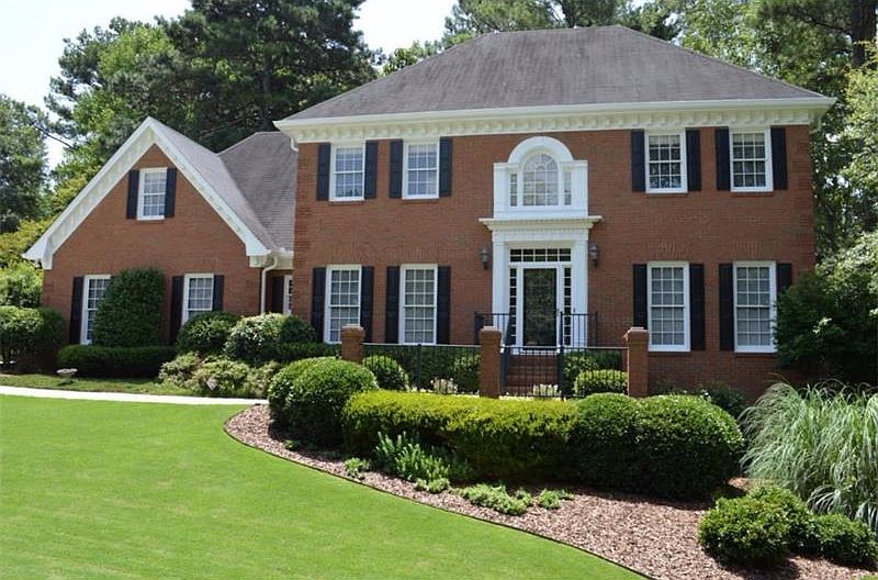 2nd image of 2570 Churchill Dr