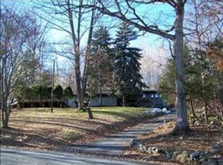 10 Coolidge Ct, Middletown, NY 10940