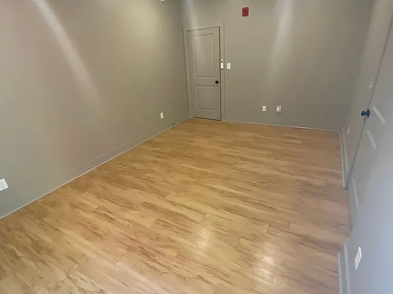 425 N Walnut St — Photo 48