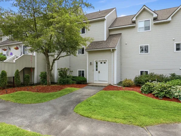 100 Merrimack Ave APT 117, Dracut, MA 01826