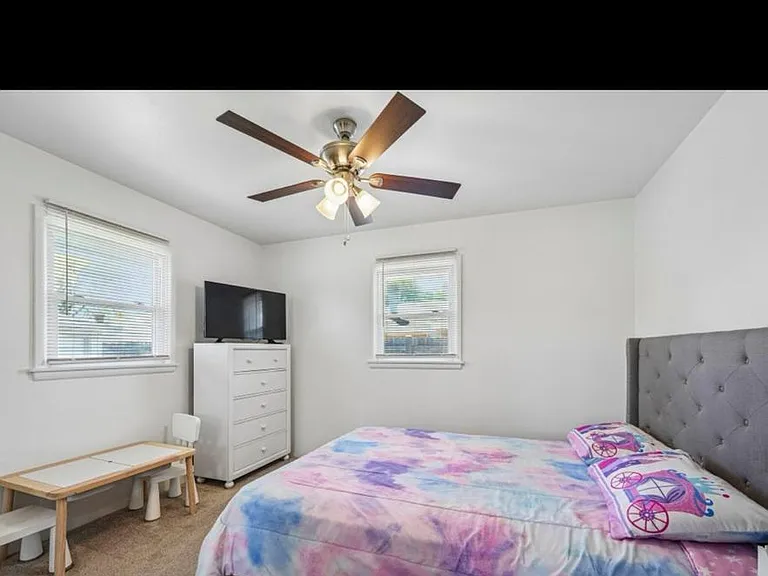 3940 Lasalle St — Photo 14