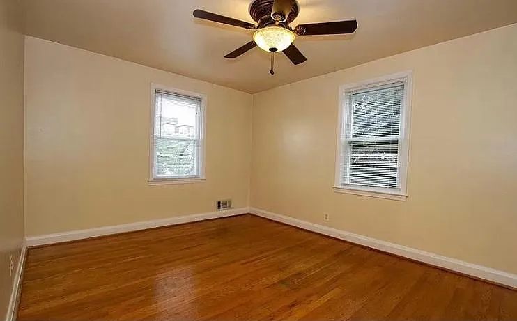 908 Fairmount Ave — Photo 8