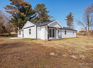 4950 Eleven Mile Rd NE, Rockford, MI 49341