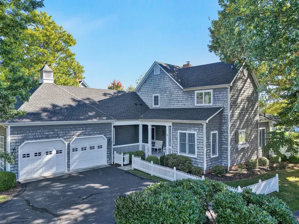 205 Golfers Crossing Dr, Penhook, VA 24137
