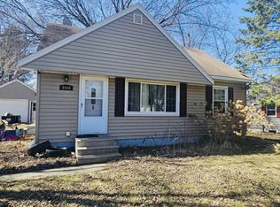 2418 17th Ave NW, New Brighton, MN 55112