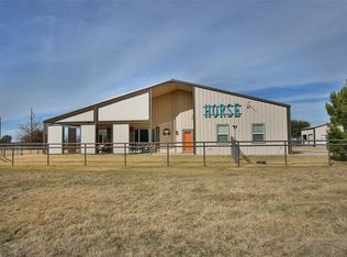2350 Dennis Rd, Weatherford, TX 76087