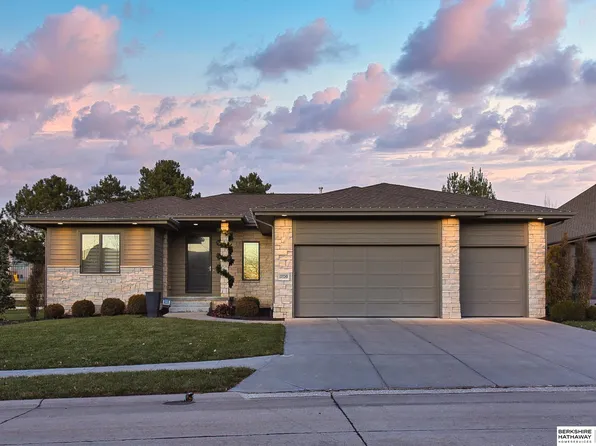 17120 Howard Plz, Omaha, NE 68118