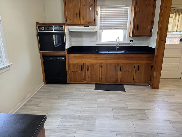 9116 Huron Ave — Photo 10