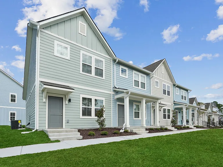 Hamlet Barclay West - Homes & Townhomes for Rent — Photo 30
