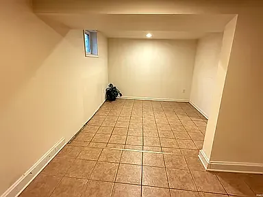 514 S Eastside Dr — Photo 16