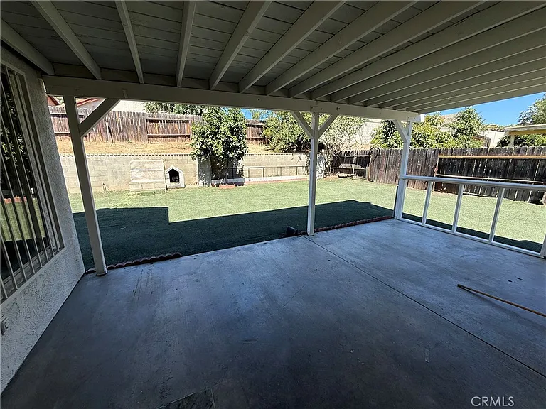 834 Shana Ct — Photo 30