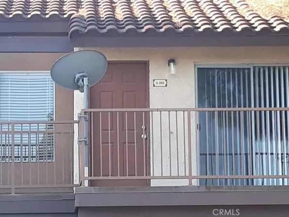 990 Margarita Dr, Corona, CA 92879