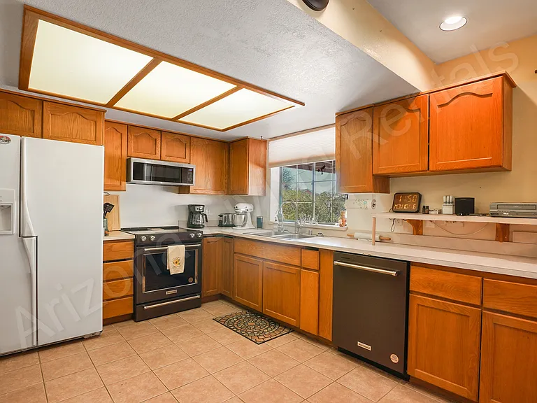 3545 Chemehuevi Blvd — Photo 8