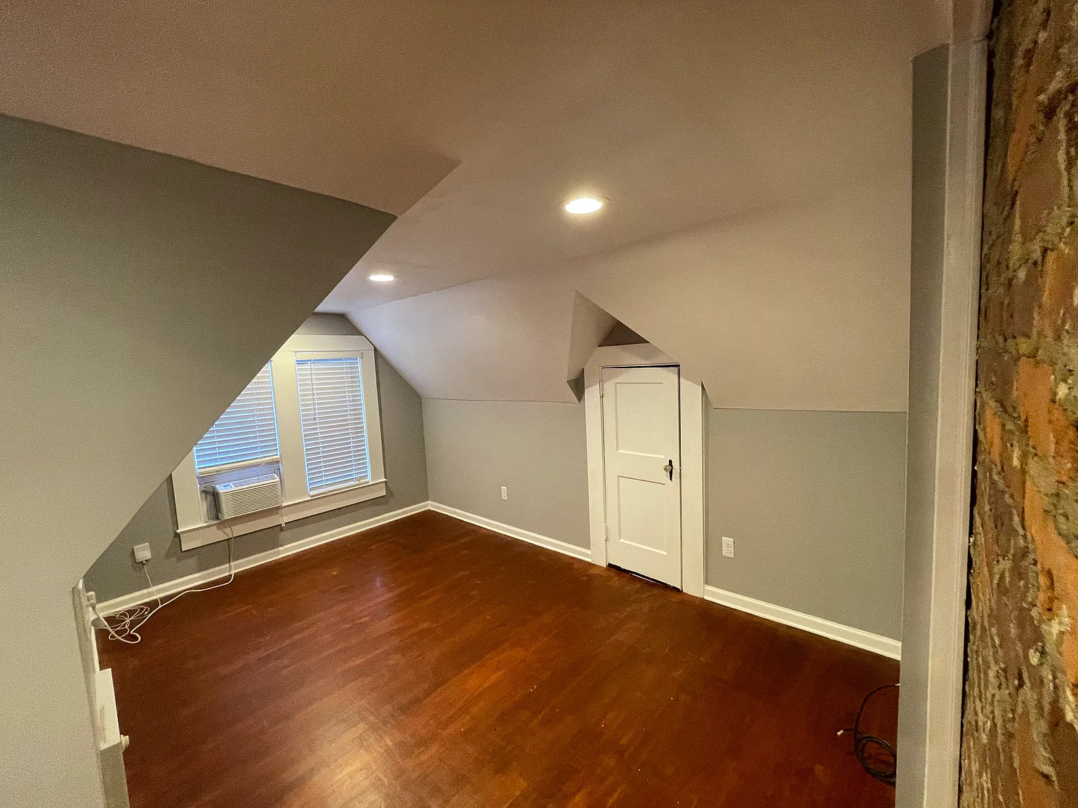1 bed, 750 sqft, $1,390 — Photo 2