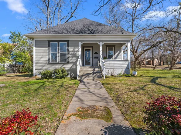 400 N Line St, Mineola, TX 75773