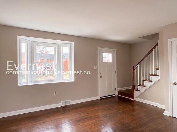 2nd image of 1408 Cedarcroft Rd