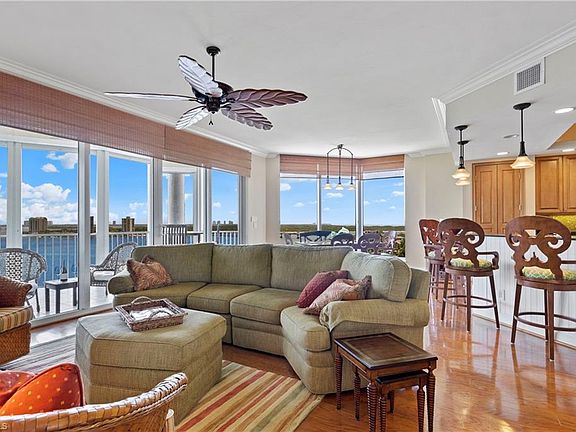5th image of 4137 Bay Beach Ln Unit 595