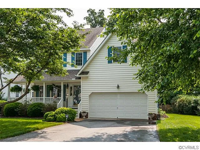 1418 Hawkins Wood Cir photo 1