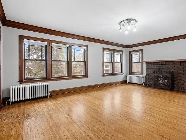 Welcome to Central Lakes of Uptown, where spacious living meets modern comfort. This beautifully designed unit features ample natural light, elegant hardwood floors, and character-filled details. Schedule a tour today and make it your new home!