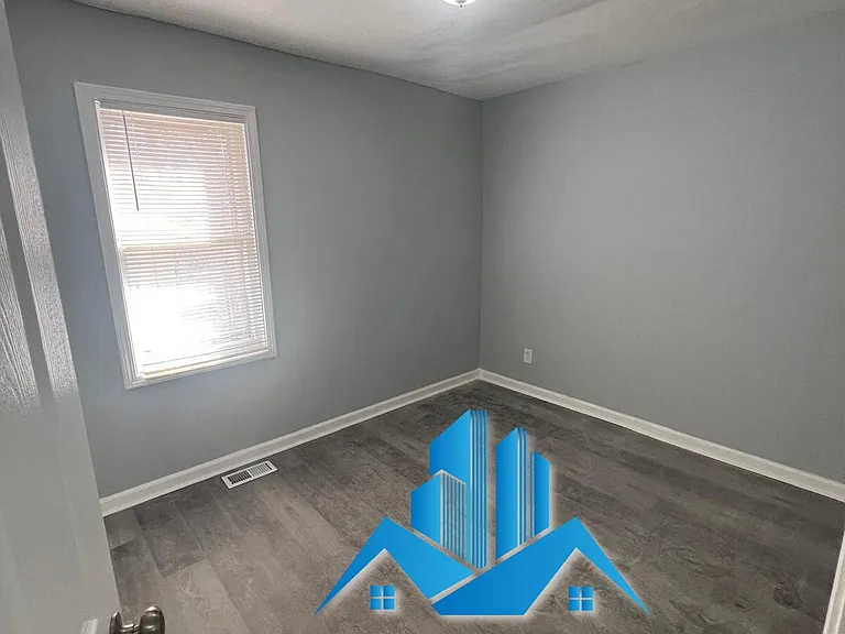 4330 Kentucky St — Photo 11