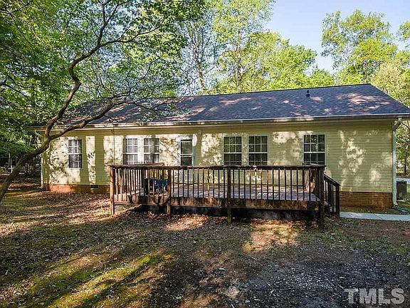 3rd image of 3808 Poplar Dr