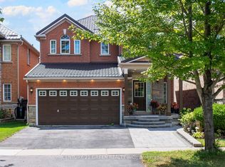 8 Lampman Dr, Toronto, ON M1E5L1