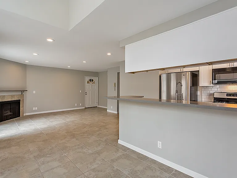 1216 S Corning St — Photo 64