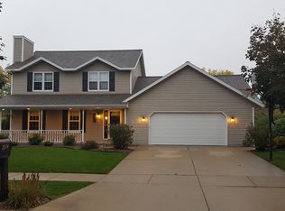 2974 Brighton Pl, Green Bay, WI 54311