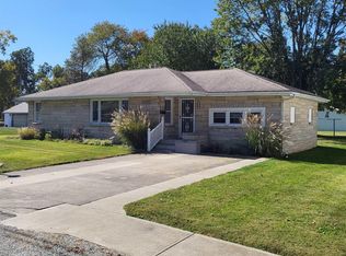 606 S Spring St, Odon, IN 47562