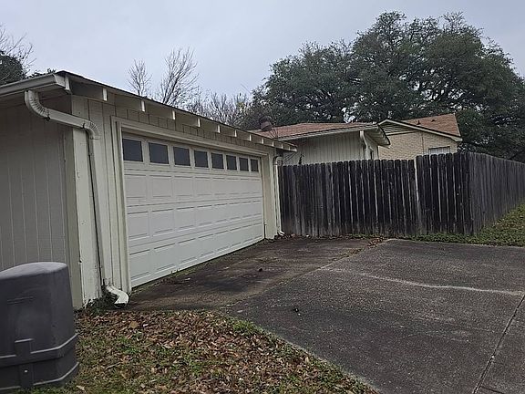 3rd image of 1820 E Kings Hwy APT 35