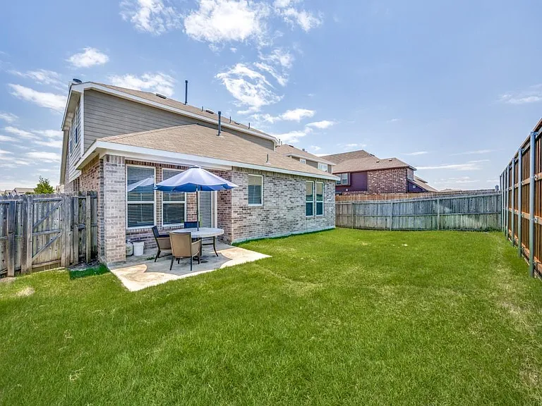 1204 Barn Owl Dr — Photo 20