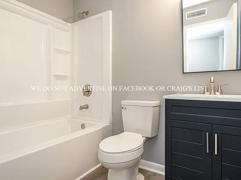 Malvern Cir — Photo 12