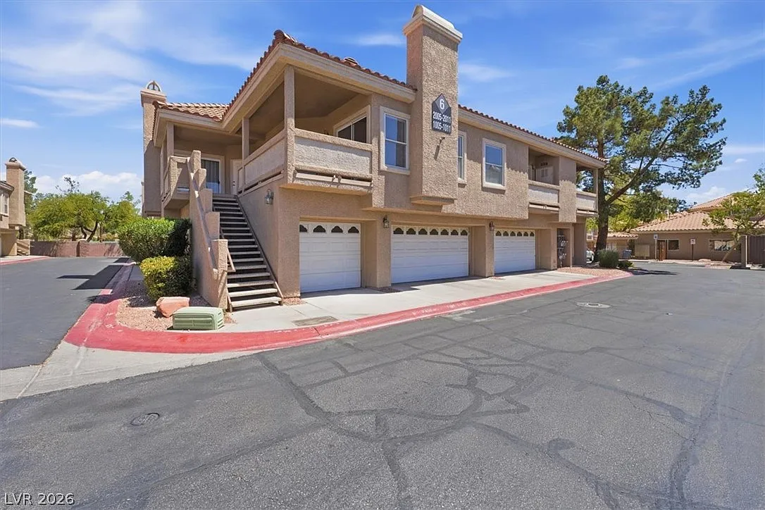 2 bed, 2.0 bath, 1108 sqft, $1,430 — Photo 1