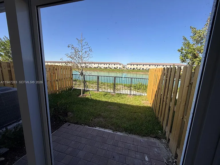 2732 SE 26th Ave #2732 — Photo 10