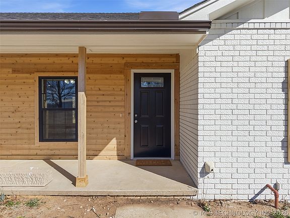 4th image of 11919 E Southern Hills Rd