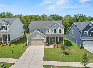 2012 Waxhaw Crossing Dr, Waxhaw, NC 28173
