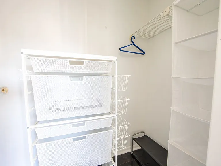 736 W Ocean View Ave #D — Photo 22