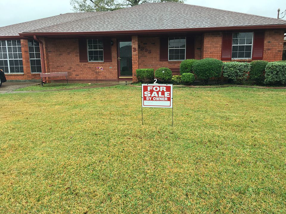 2nd image of 4833 Alexis Dr