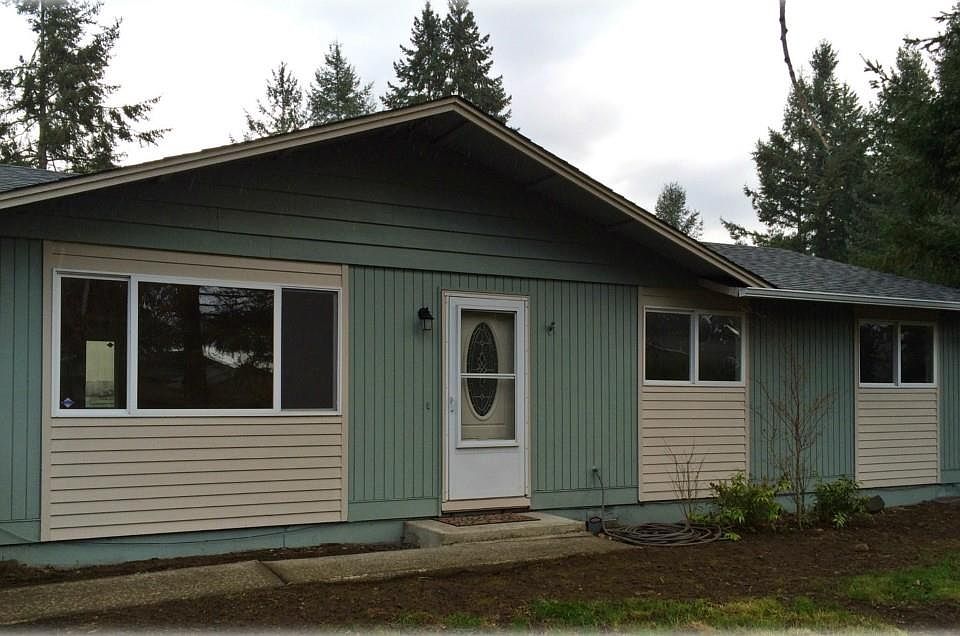 1st image of 6715 Summerset Dr SE