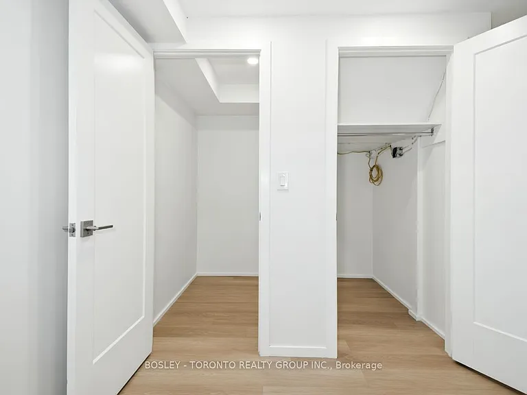 146 Earlscourt Ave #LOWER — Photo 29