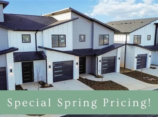 1126 Emilia Ave, Lowell, AR 72745