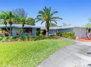 17630 SW 76th Ave, Palmetto Bay, FL 33157