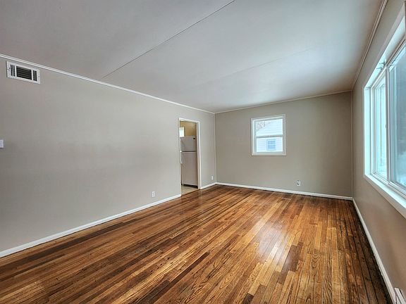 2nd image of 3714 E Saint Andrews Rd