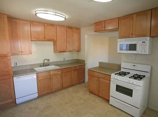 1804 Carnegie Ln #1A, Redondo Beach, CA 90278