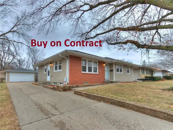 3512 Brinkwood Rd, Des Moines, IA 50310