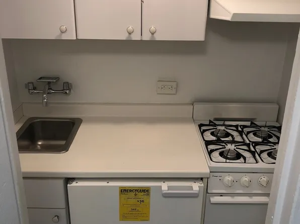 108 East 38th Street 206 image 3 of 4