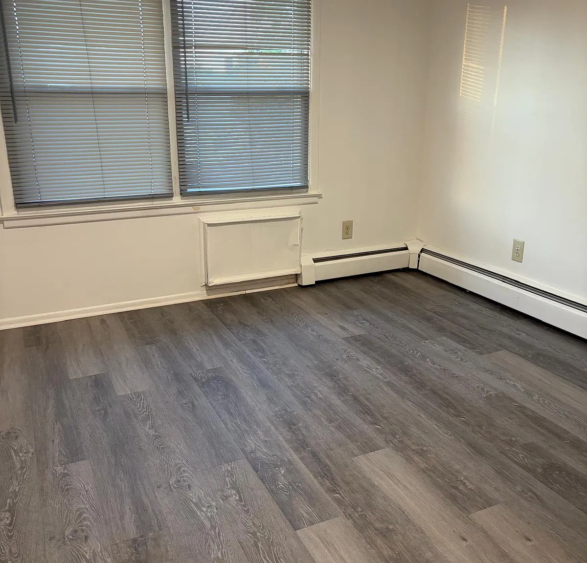 1 bed, 850 sqft, $1,449 — Photo 2