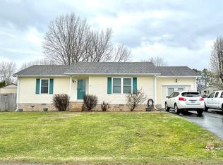 517 Foxfield Rd, Hopkinsville, KY 42240