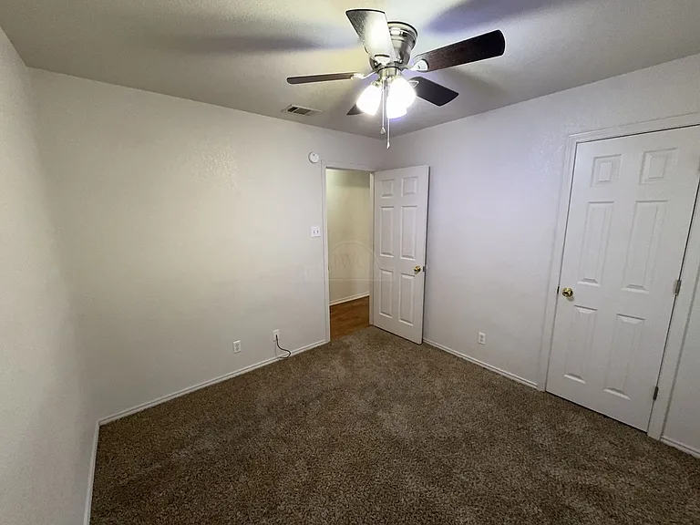 913 McDaniel Circle, Killeen — Photo 11
